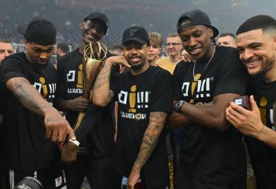 USLED POVREDA NA BEKOVSKIM POZICIJAMA: Klub vraća plejmejkera