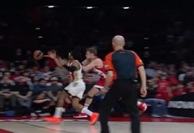 POJAVIO SE SNIMAK: Da li je Zvezda POKRADENA u Pireju? (VIDEO)