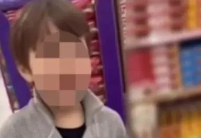 Dečak koji mrzi Srbiju je sin poznate pevačice: Snimak izazvao bes na mrežama, ali detalji o roditeljima su još skandalozniji (FOTO/VIDEO)