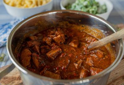 Gulaš iz jednog lonca: Ukusan danas, još bolji sutra - Recept kojem se porodica uvek vraća