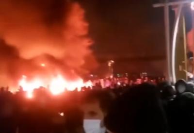 Iran na nogama posle napada: Hiljade na ulicama, odjekuju parole 