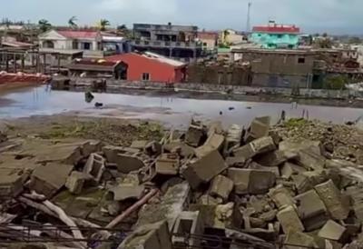 (FOTO/VIDEO) Vetrovi brzine 270 kilometara na sat pokosili sve pred sobom: Najmanje 20 mrtvih, za nestalima se i dalje traga - kuće sravljene sa zemljom, stravični snimci
