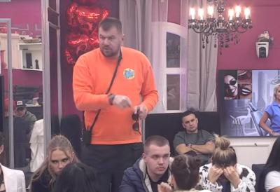 Sve je otkriveno: Janjuš je raskrinkan, zaljubljen je do koske u ovu učesnicu Elite 9, a onda je Kačavenda pomenula opcije "a" i "b"