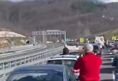 Kilometarske kolone i potpuna blokada: Kolaps na putu ka Beogradu