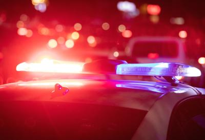 Mrtvo telo usvojenje ćerke vozila preko granice: Monstruozni čin majke, zlostavljala i izgladnjavala devojčicu (8) - kada je policija zaustavila vozilo zatekla horor