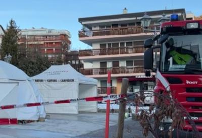 Zapalio se spomenik žrtvama požara u Kran-Montani: Jeziva slučajnost ili ne?! Vatrogasci odmah reagovali, pokrenuta istraga