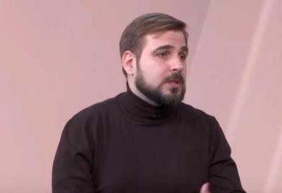 "GLUPLJIH LJUDI OD PUMPOSLAVACA NIJE BILO" Grbić o odlasku blokadera do Hrama Svetog Save van radnog vremena: To su postmoderni četnici! VIDEO