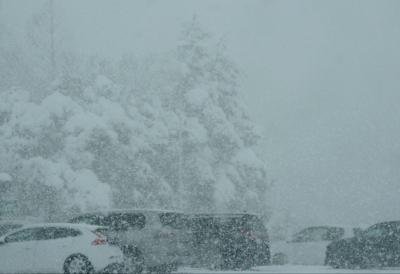 Sneg, mraz i zimu koja ulazi pod kosti najavio je RHMZ: Uskoro će pahulje provejavati ovim krajevima - najavljen nagli preokret u narednim danima