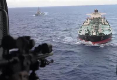 (VIDEO) Pogledajte akciju američke zaplene ruskog tankera: 