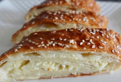 ZLATIBORSKA PITA SA SIROM kakvu niste probali: Prebogata, sočna i mirisna - starinski recept sa planine koji svi traže