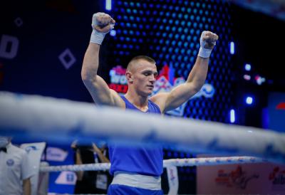 Rastavio ga na proste činioce: "Srpski Tajson" uništio Gruzina u Boru!