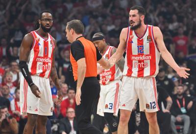 U NAJGOREM TRENUTKU: Povredio se jedan od najiskusnijih! Saigrači ga nosili...