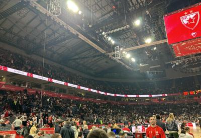 ARENA SE POLAKO PUNI: Evo u kojim sastavima kreću Zvezda i Bajern