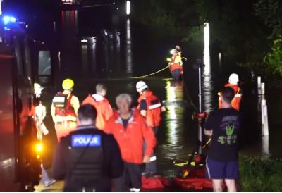 (VIDEO) ''Krokodili su bukvalno svuda… '', zastrašujuće poplave paralisale Australiju: Vodostaji nemilice rastu, od najgoreg se tek strepi - ljudi odsečeni od sveta u ogromnom strahu