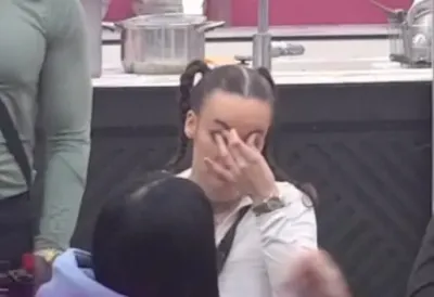 Na vrata Bele kuće stiglo ogromno iznenađenje za Teodoru, Bebica potpuno odlepio - jedan detalj ga izbacio iz takta: "Ja to ne mogu..."