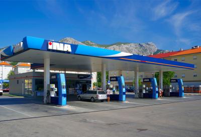 Hrvatska u panici zbog nestašice goriva: Pumpe se zatvaraju, 
