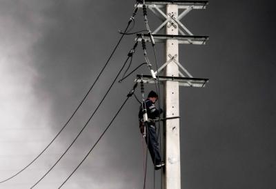 Reke vatre na ulicama: Nakon bombardovanja Iran pogodila toksična kiša, ljudi ne mogu da dišu, dim i otrov pokrivaju nebo "Dan je postao noć bez meseca" (VIDEO)