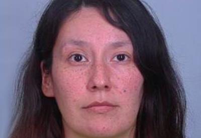 JEZIVO Majka nasrnula na jednog sina nožem, pa polila benzinom kuću i POBEGLA: Braća od samo 5 i 6 godina STRADALA U POŽARU