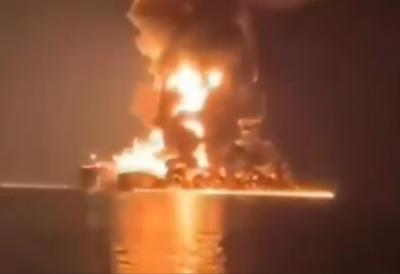 Iran izveo brutalan napad dronovima na glavni centar za snabdevanje goriva: Teheran objavio ovu odluku nakon američkih udara (VIDEO)