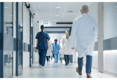 Brutalni obračun u Čačku: Mladić masakriran od strane četvorice napadača