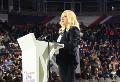 OVDE STOJIM ZBOG GAVRILOVE BUDUĆNOSTI! Poslanica Sonja Ilić čiji je sin postao simbol pobede: "Sve zavisi od izbora koji danas napravimo"