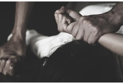 Brutalan napad na Altini: Muškarac prebio ženu na ulici, policija reagovala momentalno