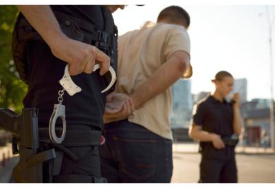 Jezivi detalji zločina koji je šokirao javnost: Pronađene tri mrtve osobe u kamp prikolici, osumnjičeni je priveden