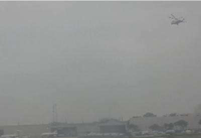 (VIDEO)Opšta uzbuna: Dron se opasno približio avionu Donalda Trampa, bezbednosne službe odmah reagovale - obustavljen vazdušni saobraćaj