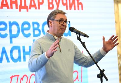 "Da odbranimo našu zemlju od svih koji žele da je sruše, i spolja i iznutra" Odjekuje Vučićeva poruka iz Azanje: Hoćemo vrednim radom da ojačamo Srbiju! (FOTO/VIDEO)