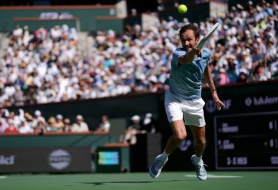 JOŠ JEDNO IZNENAĐENJE U MAJAMIJU: Posle Alkaraza ispao i Medvedev