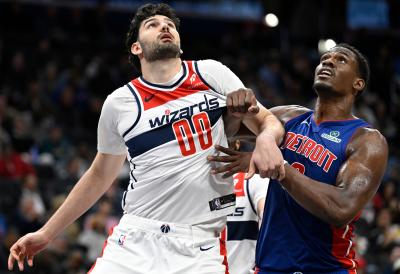 VUKČEVIĆ SOLIDAN U RASPADU VAŠINGTONA: Joviću ni sekund u ubedljivom porazu Majamija