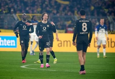 OVO SE RETKO VIĐA U BUNDESLIGI: Borusija gubila 0:2 - usledila TRI PENALA