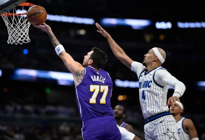 NIŠTA GA NIJE OMELO: I pored porodičnih problema Dončić u formi života