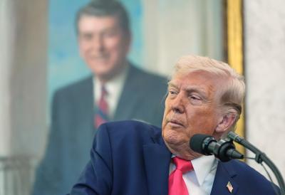 Tramp tvrdi: Iran je na kolenima, rat je dobijen