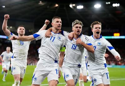 "OVDE SE NE IGRA": Italijani užasnuti stanjem terena u Zenici!