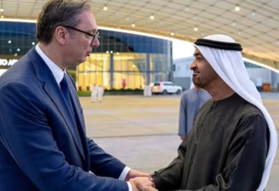 VUČIĆ OTPUTOVAO U EMIRATE Sastao se šeikom Mohamedom Bin Zajedom al Nahjanom (FOTO)