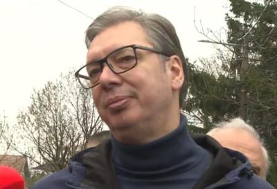 Vučić i pored lošeg vremena obilazi gradilište u okviru projekta EXPO: Predsednik pohvalio trenutne radove 