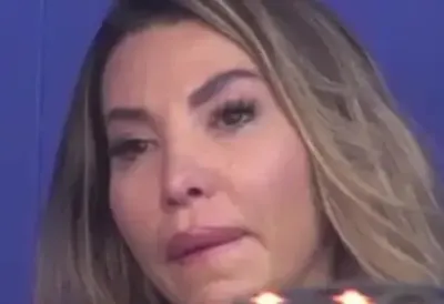 Poruka iz spoljnog sveta za Aneli - nakon haosa u kući stiglo važno pismo za Ahmićevu: "Trude se da te unište..."