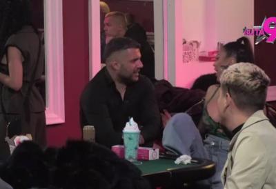 Kakav šok: Pogledajte šta je Asmin uradio Maji - kad je shvatio, bilo je kasno