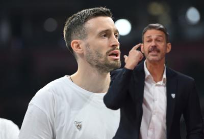 Avramović direktno pomogao Zvezdi na štetu svog tima, Golemac šokiran: "Ko je iz Zvezde digao ruku kad je pravio faul? Pitam te, vidim da pitaš - kakav fer plej čoveče?"