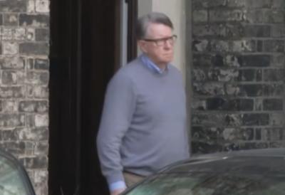 (VIDEO) Skandal sa Epstajnom trese Britaniju: Starmer objavljuje tajne dosijee o Mendelsonu – sumnja da je lagao o vezama sa Džefrijem, pod lupom zbog zloupotrebu funkcije