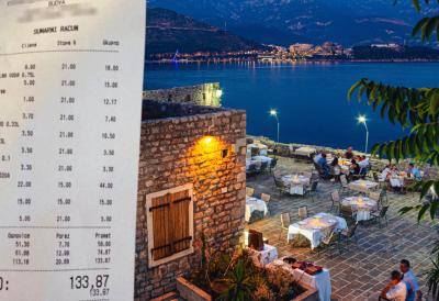 Pivo u Budvi oko 1.000 dinara, voda malo jeftinija od toga: Račun iz restorana sa crnogorskog primorja razbesneo i šokirao ceo region, evo kako ugostitelji pravdaju cene