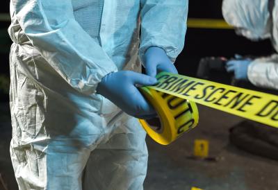 Tela majke i ćerke pronađena u zapečaćenoj sobi: Rođaci prijavili njihov nestanak, sin pokušao da zavara policiju