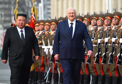 Kim Džong Un dočekao Lukašenka u Pjongjangu: ''Trenutna situacija nas jednostavno gura jedne drugima u zagrljaj'', priređen raskošan doček - učvršćuje se veza dvojice lidera, evo šta sledi