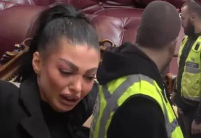 Obezbeđenje zagradilo kompletnu Belu kuću: Maja Marinković među njima, uništena je