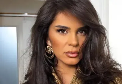 Najbrži "smuti, pa prospi" POSNI ROLAT glumice Milice Tomašević - Savršen za Uskršnji post, pravi se bez jaja, mleka,ulja, pa čak i BEZ BRAŠNA