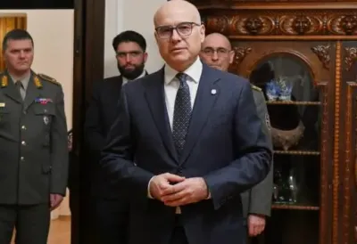 Vučević ratnom veteranu i borcu sa Košara uručio uverenje o boračkoj spomenici