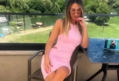 Isplivao EKSPLICITNI SNIMAK Mirjane Pajković: Mreže eksplodirale - kompromitujući video nastao u KABINETU VLADE?!