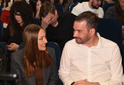 Aleksandra i Filip Živojinović oduševili prisutne u Sava Centru: Pevačica oduševila stajlingom za koncert Jakova Jozinovića