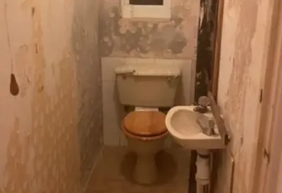 Od zapuštene ruine do luksuza i raskoši: ŠOKANTNA TRANSFORMACIJA toaleta koja oduzima dah i izgleda kao iz hotela sa pet zvezdica